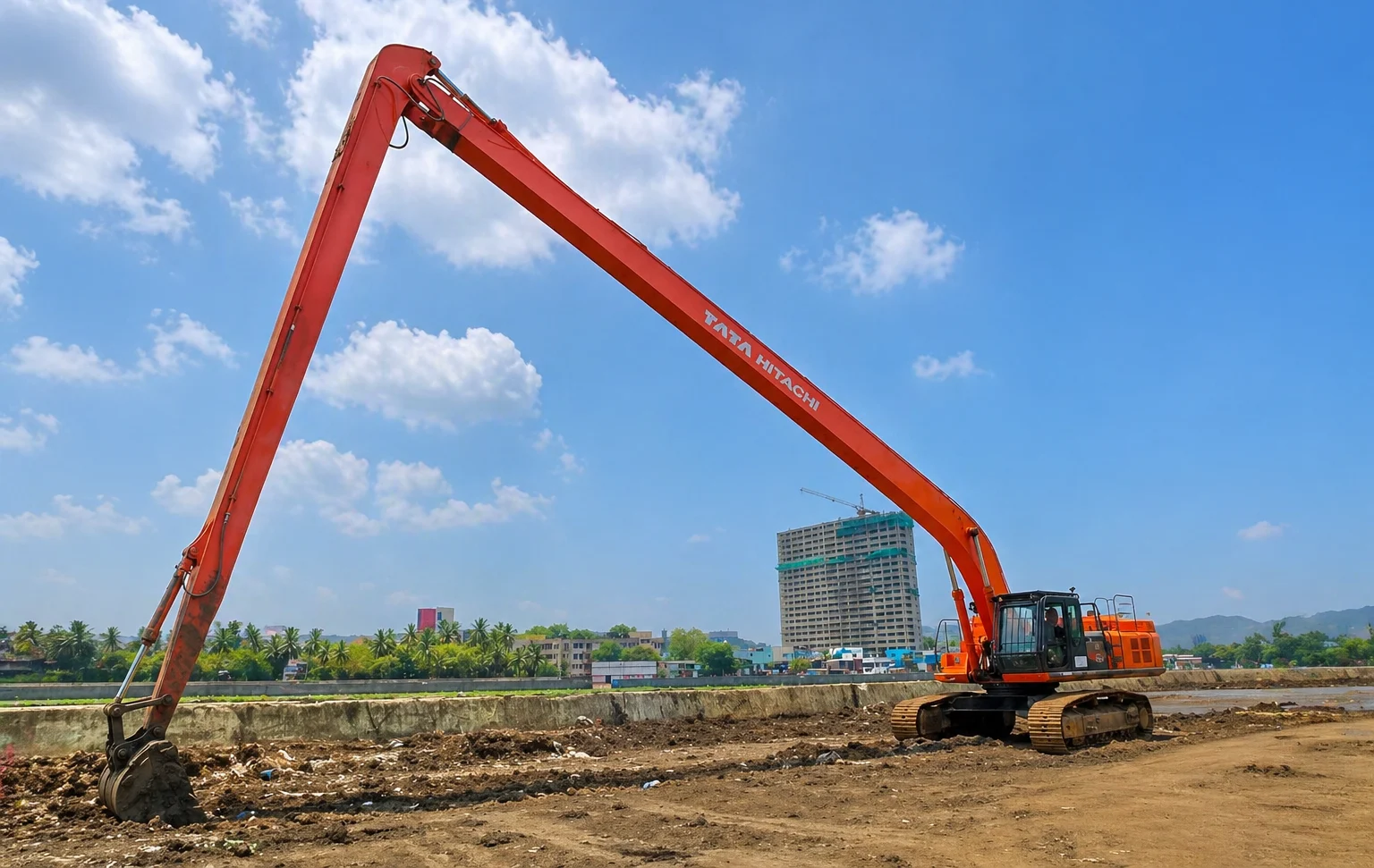Long arm excavator machine on hire for drainage work in Kalyan Mumbai